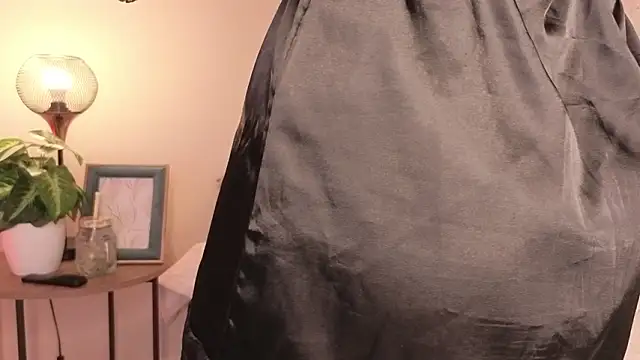 DahianaWalcott Adlı Modelin Canlı XXX Sohbeti