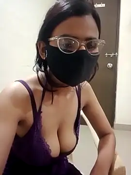 Anny-96 Show in webcam