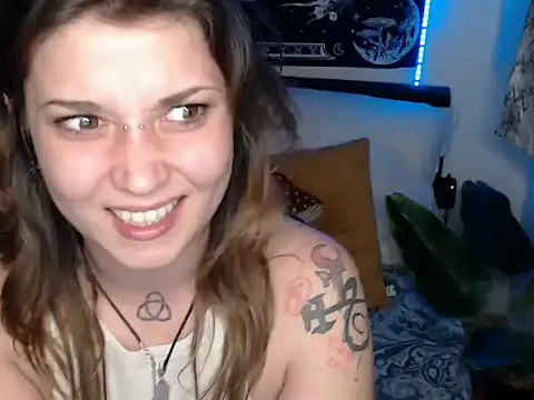 Chat XXX en directo de AlienforTwenty