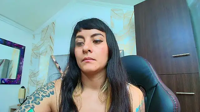 Naughty_Kittenm: онлайн-секс-чат