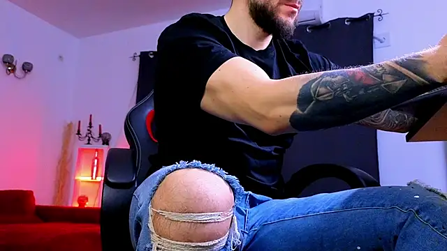 แช  ท XXX สดของ MightyAaron66