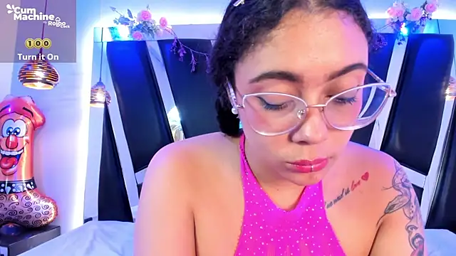 Czat XXX na żywo – antonelllepiercee