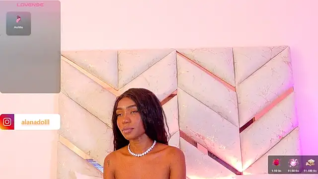 AlanaDoll 现场XXX聊天