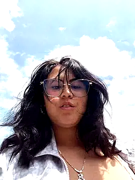 Mari-98 élő XXX-chatje