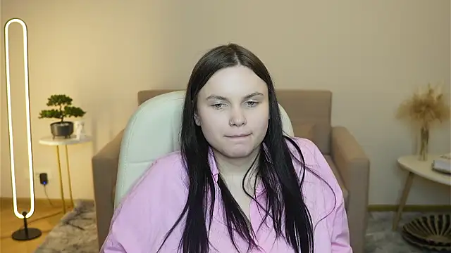 LeilaErcolani: онлайн-секс-чат