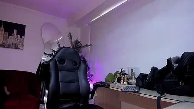 Meghan320: онлайн-секс-чат