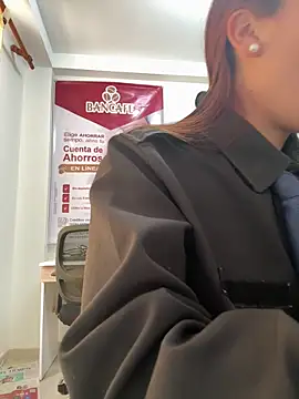 XXX chat uživo modela Emily-7_