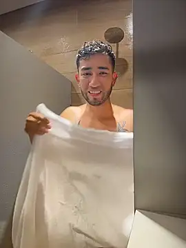 liam_bronw: απευθείας συνομιλία ΧΧΧ