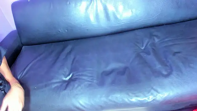 _Hot_games live XXX chat