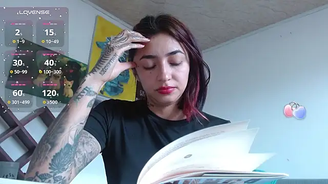 ZoeBakers_'s Live XXX Chat