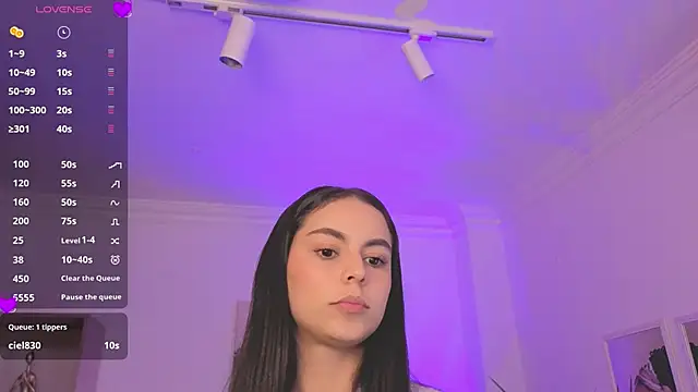 Aleejaa__ – Naživo XXX chat