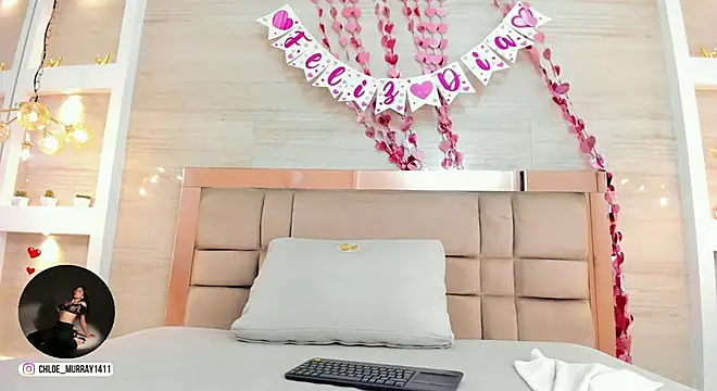 chloe_murray live XXX chat