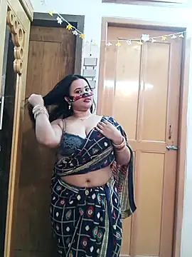 Beauty_Queen_Soniya: онлайн-секс-чат