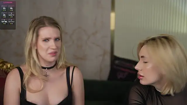 Show modela Kara_cat na web-kameri