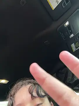 Chatroom XXX en direct de mangolini_parrocini