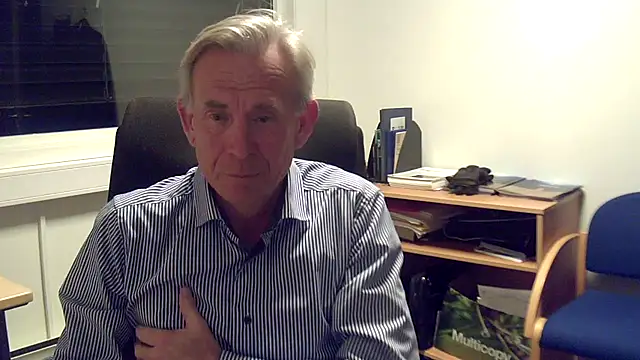 Pierre4tjyxx – Kamerová šou