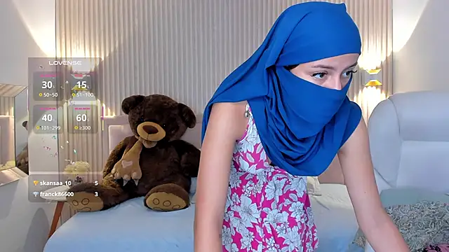 Show modela Aitana_zaid na web-kameri