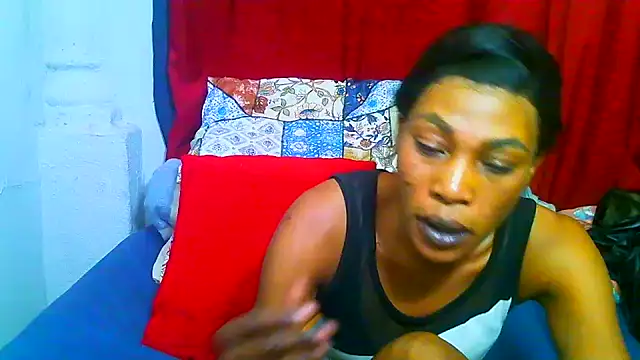 freaky_naughty élő XXX-chatje