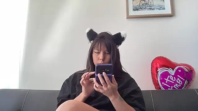 XXX chat uživo modela Diosagata