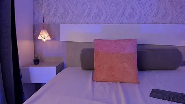 Vittoria__rossi: онлайн-секс-чат