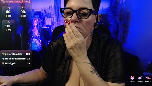 ninarandmann's Live XXX Chat