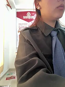 Chat XXX ao vivo de Emily-7_