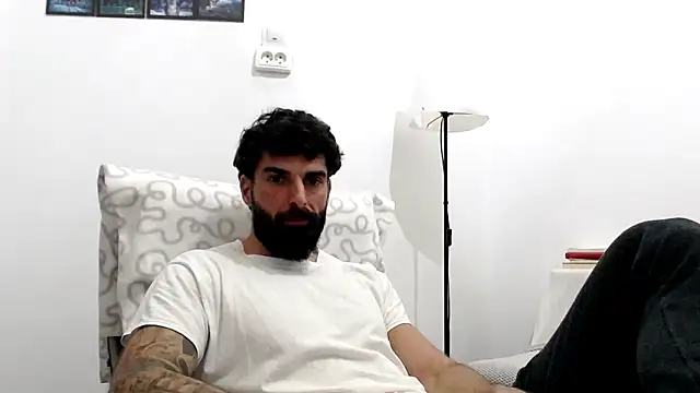 Verycutex: онлайн-секс-чат