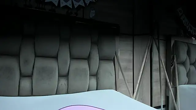 Živý XXX chat karol_lewiss