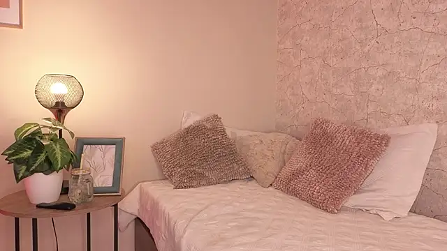 Chatroom XXX en direct de DahianaWalcott