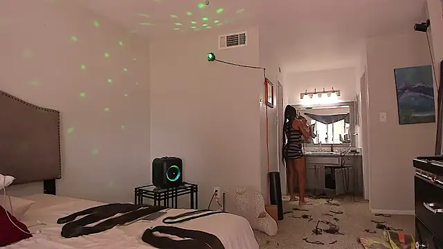 Chat +18 de yiauana ao vivo