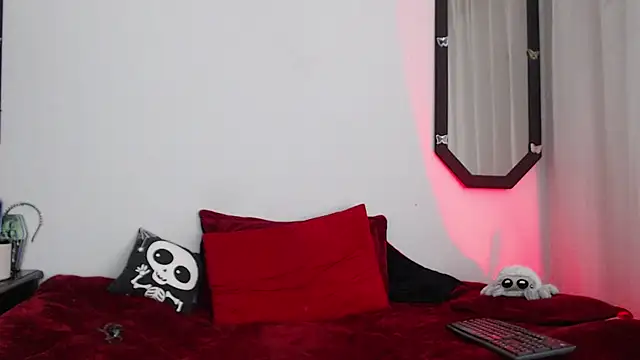 Amy_Aloqua Adlı Modelin Canlı XXX Sohbeti