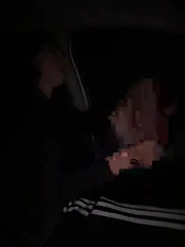 Chatroom XXX en direct de Amani_thewolf