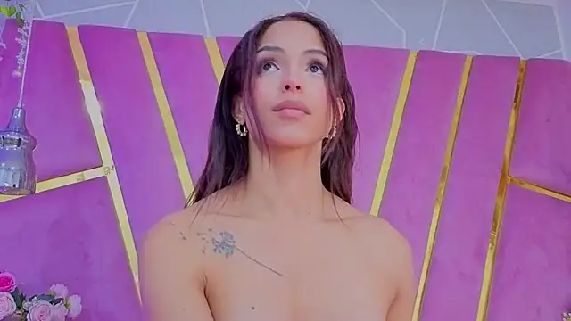 Chat XXX ao vivo de EmmyCortez