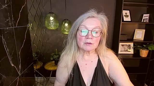 NataliMellow's Live XXX Chat