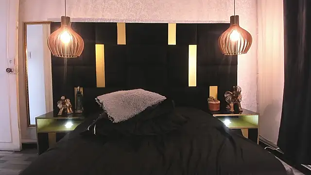 Lucio__Fox Webcam Show