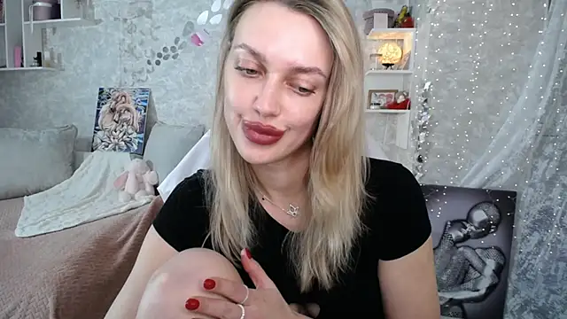 NickyAdamidi's Live XXX Chat