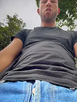 liam_bronw Adlı Modelin Canlı XXX Sohbeti