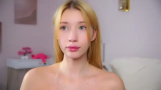 SunnivaCovil's Live XXX Chat