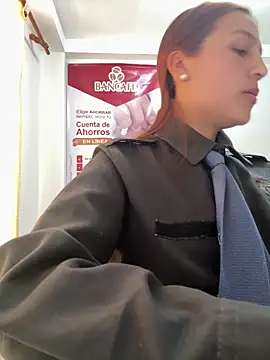 Emily-7_: онлайн-секс-чат