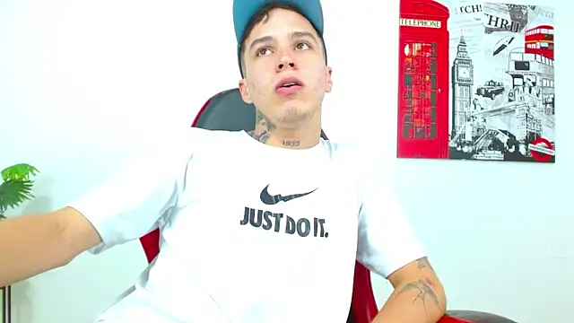 دردشة Cumandres18 الجنسية المباشرة