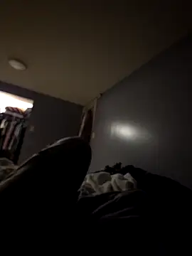 ElCastigador09: διαδικτυακό σόου στην κάμερα