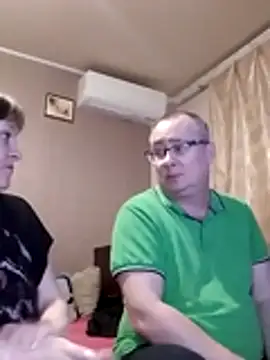 Nika_Malay – Naživo XXX chat