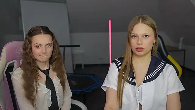 Chat +18 de Charlotte_Dreams ao vivo