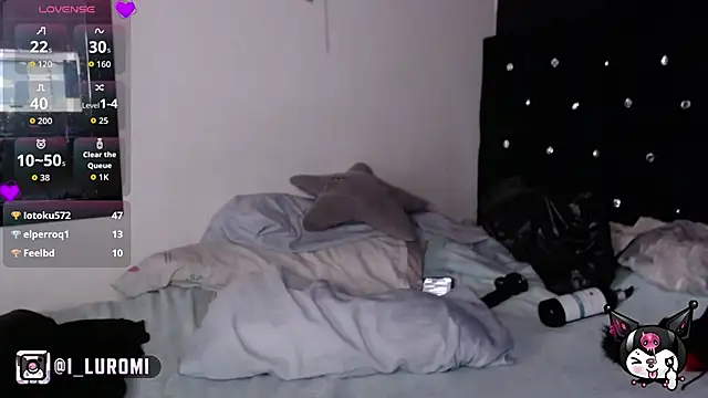 Iluromi Live XXX-chat