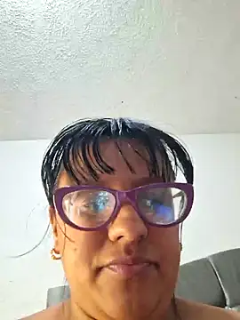 XXX chat uživo modela ZaidaWet