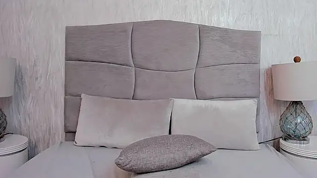 Naomii_BDSM Webcam show