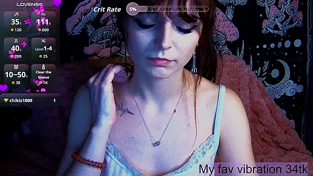 ArianaLight élő XXX-chatje