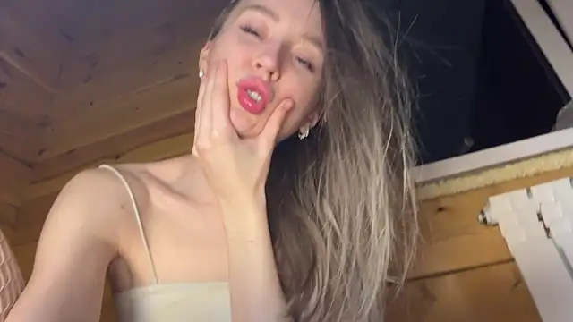 MissEvelynGlown Live XXX chat