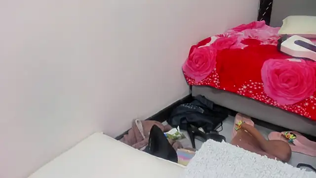 Angie_Willn Live XXX chat