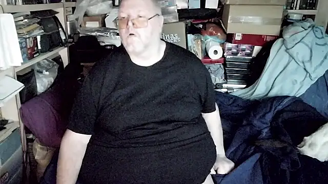 hadeszeuss2's Live XXX Chat